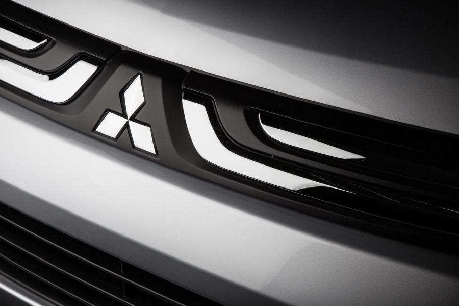  Mitsubishi Outlander 2014 года  (фото 88 из 136)